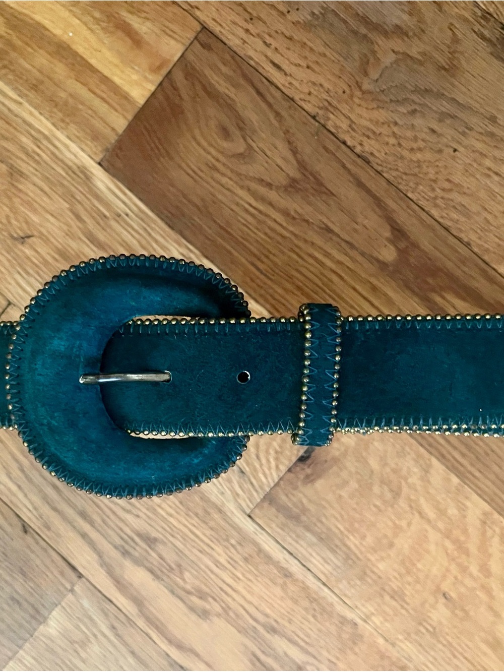 Vintage SOSTANZA teal pig suede belt with gold detail